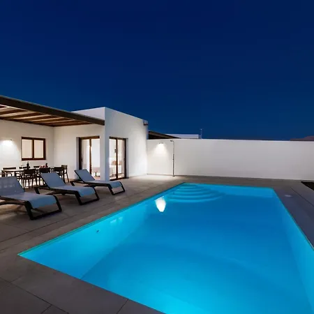 Isamar 14b - Lanzarote - Vipvipvillas *