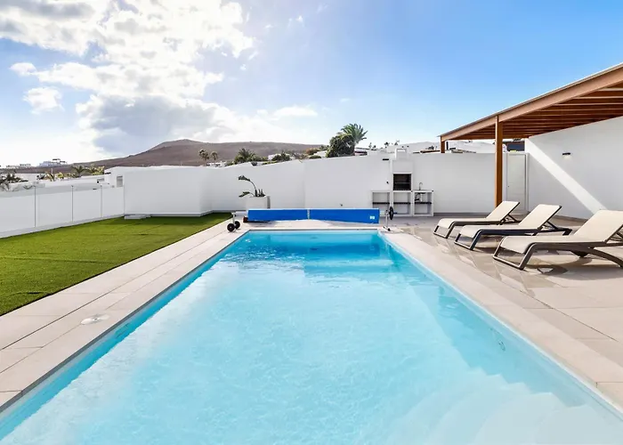 Isamar 14b - Lanzarote - Vipvipvillas * Playa Blanca