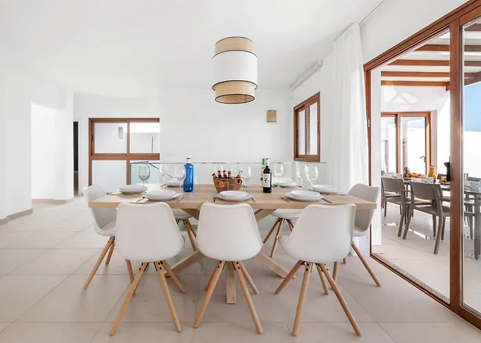 Isamar 14b - Lanzarote - Vipvipvillas Villa *